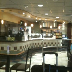 Round Table Pizza Closed Phoenix Sky Harbor Airport Photo Of Round Table Pizza Phoenix Az United States