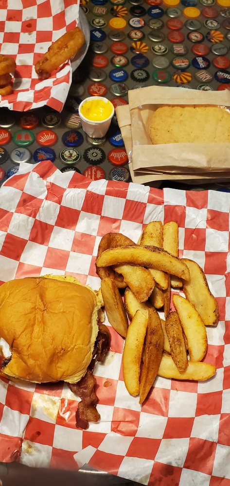 Fuddruckers