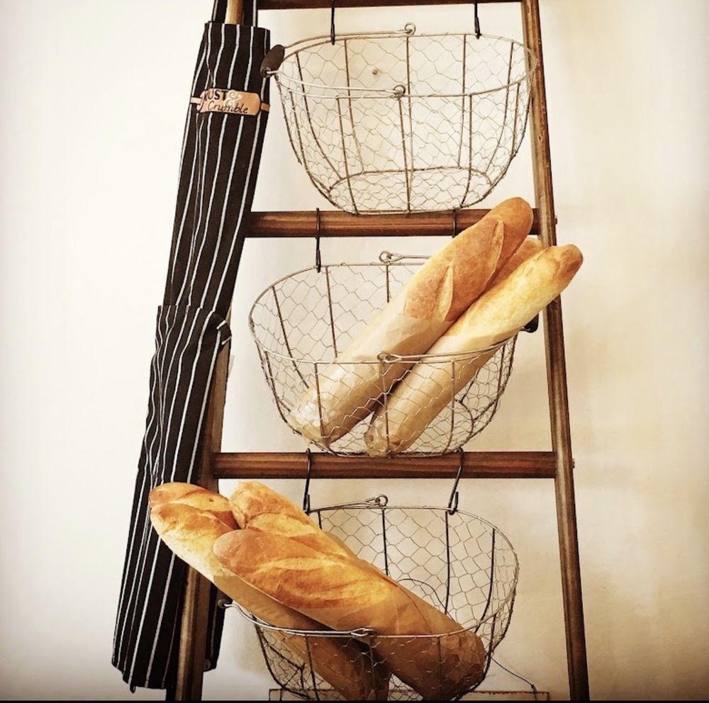 Crust & Crumble Bakery - Sweet Shop