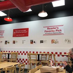 Five Guys 39 Photos 61 Reviews Burgers 1928 S Commons Photo Of Five Guys Federal Way Wa United States