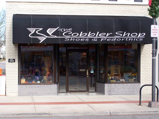Cobbler Shoes And Pedorthic Center 115 E Superior St Alma Mi Hotels Nearby