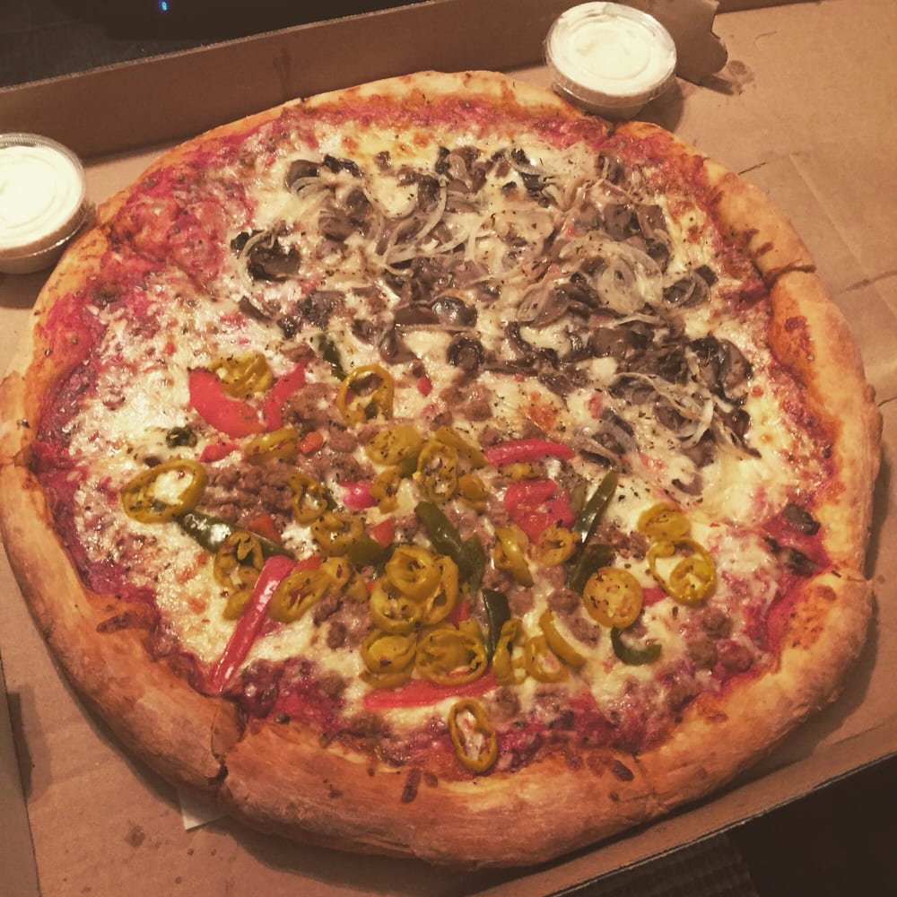 Bailey N Doat Pizzeria Pizza 2028 Bailey Ave, Buffalo, NY