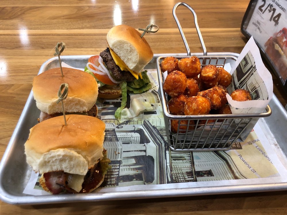 Wahlburgers @ Hy-Vee