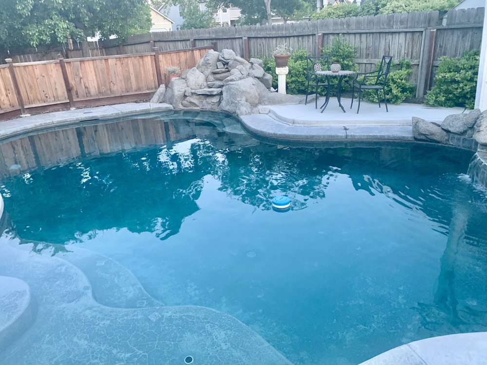 Blue Glares Pool Maintenance and Repair