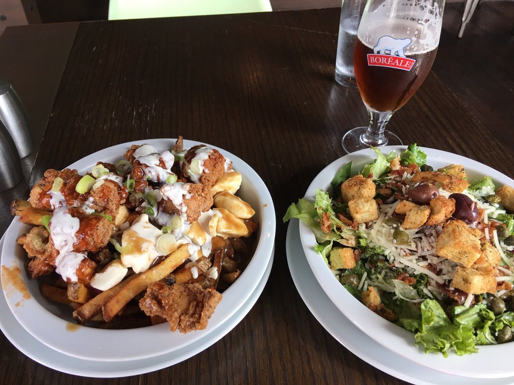 Chez Victor 53 Photos & 68 Reviews Burgers 300 Rue SaintPaul