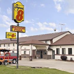Super 8 Grinnell Ia Hotels 2111 West Street S Photo Of Super 8 Grinnell Ia United States