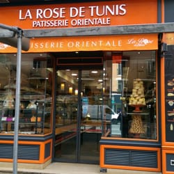 Photo de La Rose de Tunis , Paris, France. Devanture de la boutique