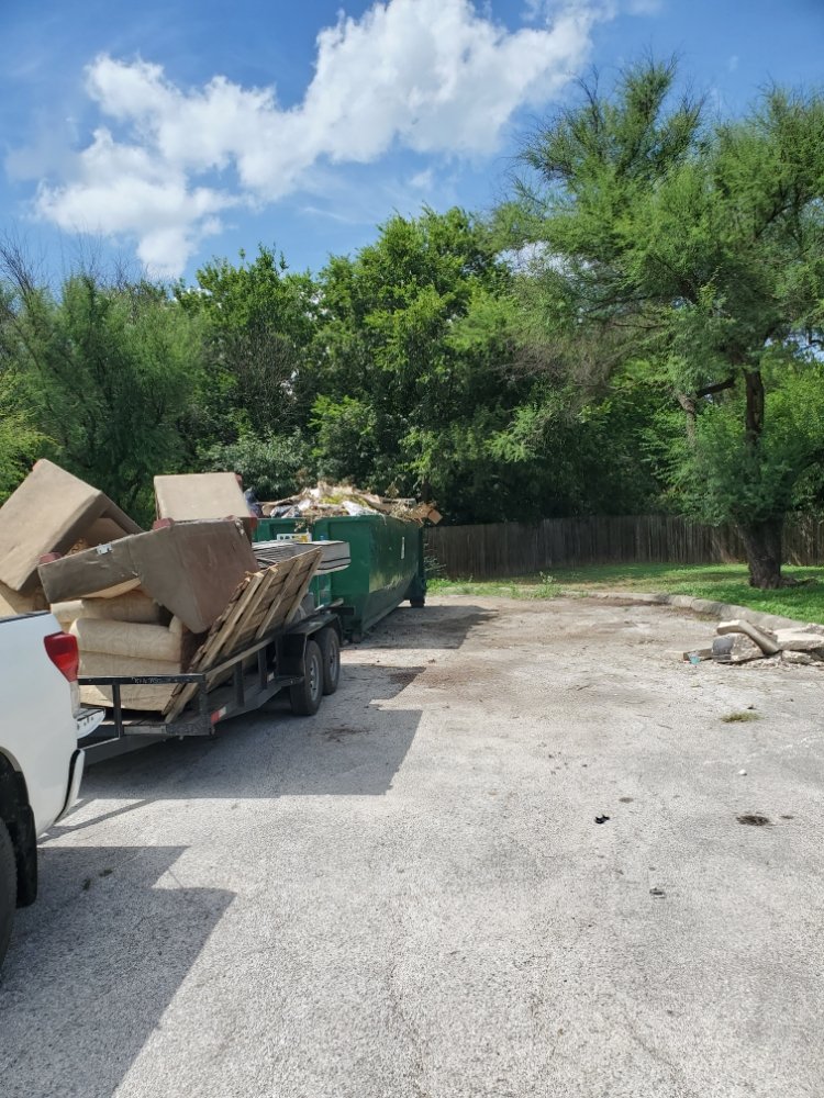 Happy Guy Junk Removal