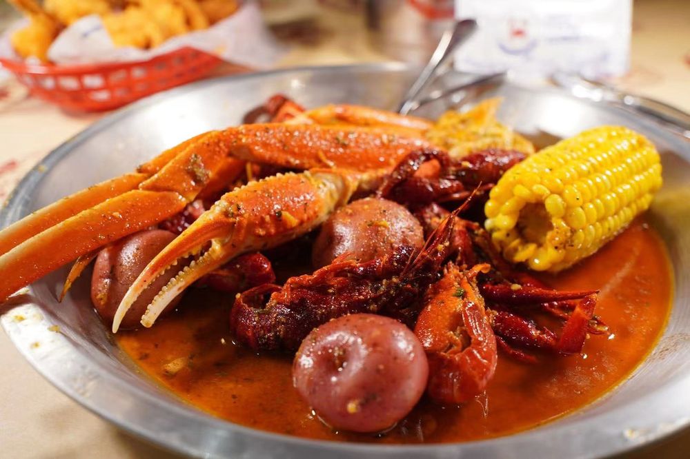Cajun Crab Juicy Seafood & Bar
