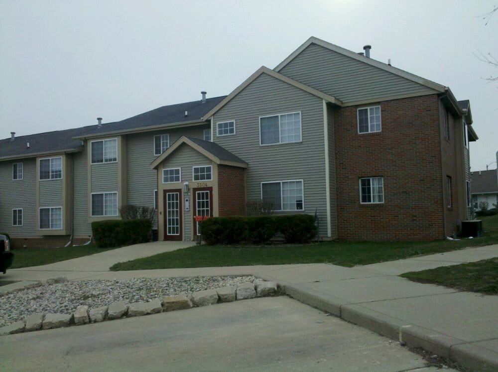 Devonshire Village Apartments 3514 Cambridge Ct, Danville, IL