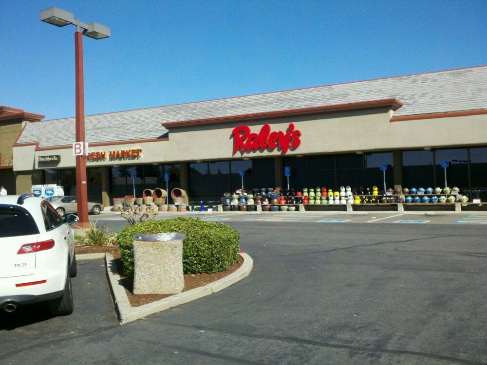 Raley’s 13 Photos & 35 Reviews Grocery 13384 Lincoln Way, Auburn