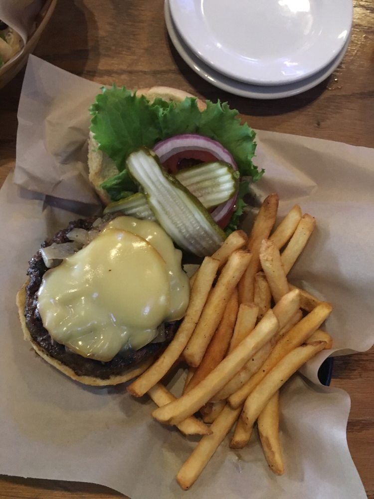 The Brooksider Sports Bar & Grill