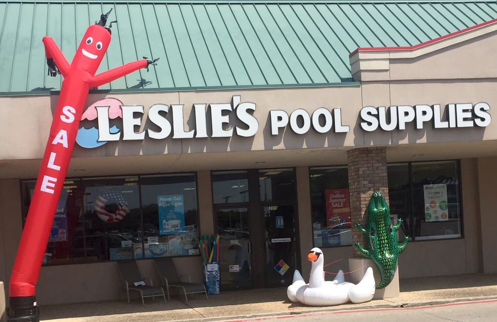 Leslie's