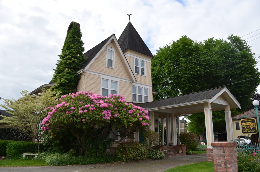 Countryman Bed & Breakfast Hotels 119 Cedar Ave, Snohomish, WA