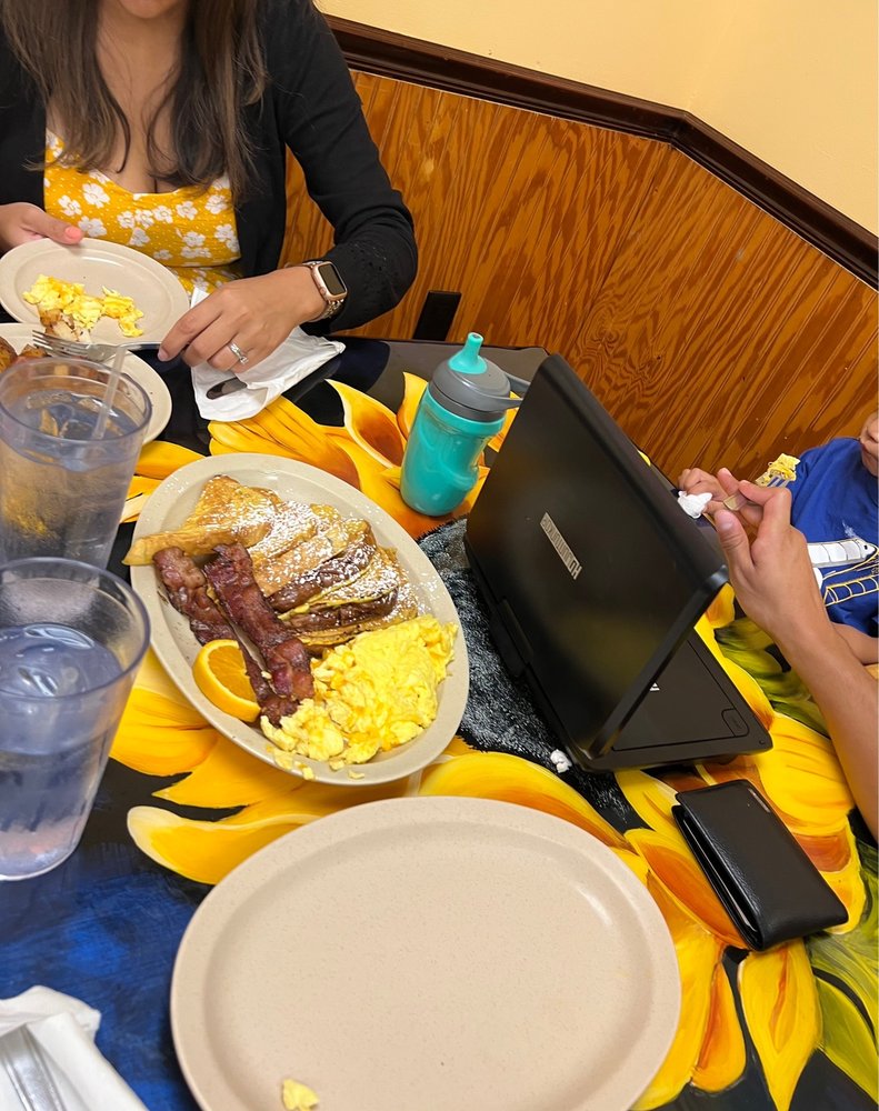 Scrambled Egg Cafe Scrambled Egg Cafe