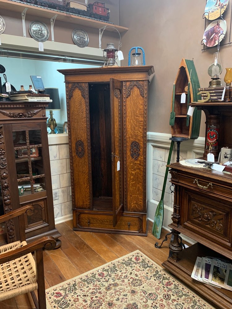 Antique Cache & Collectibles