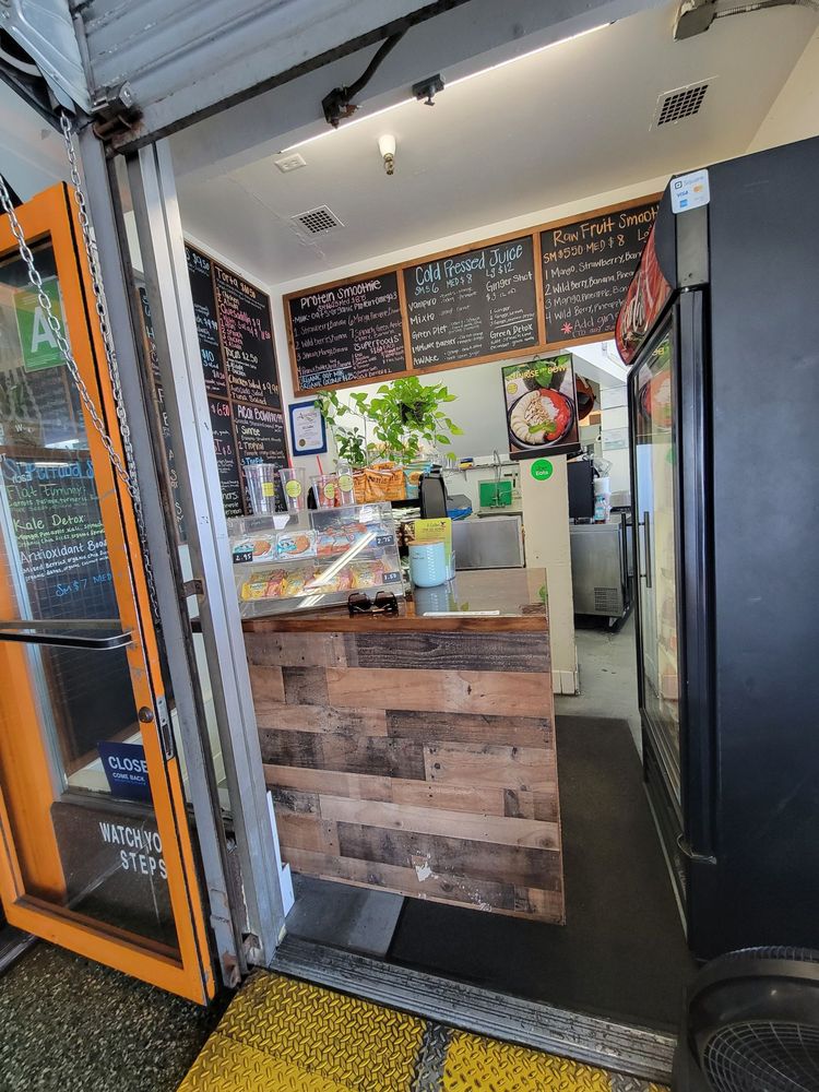 El Colibri Juice & Snacks