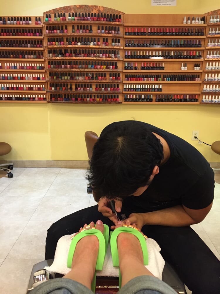 Avalon Lifestyle Nail Salon