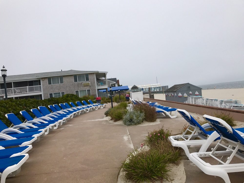 Riviera Beach Resort 26 Photos & 24 Reviews Hotels 327 S Shore Dr