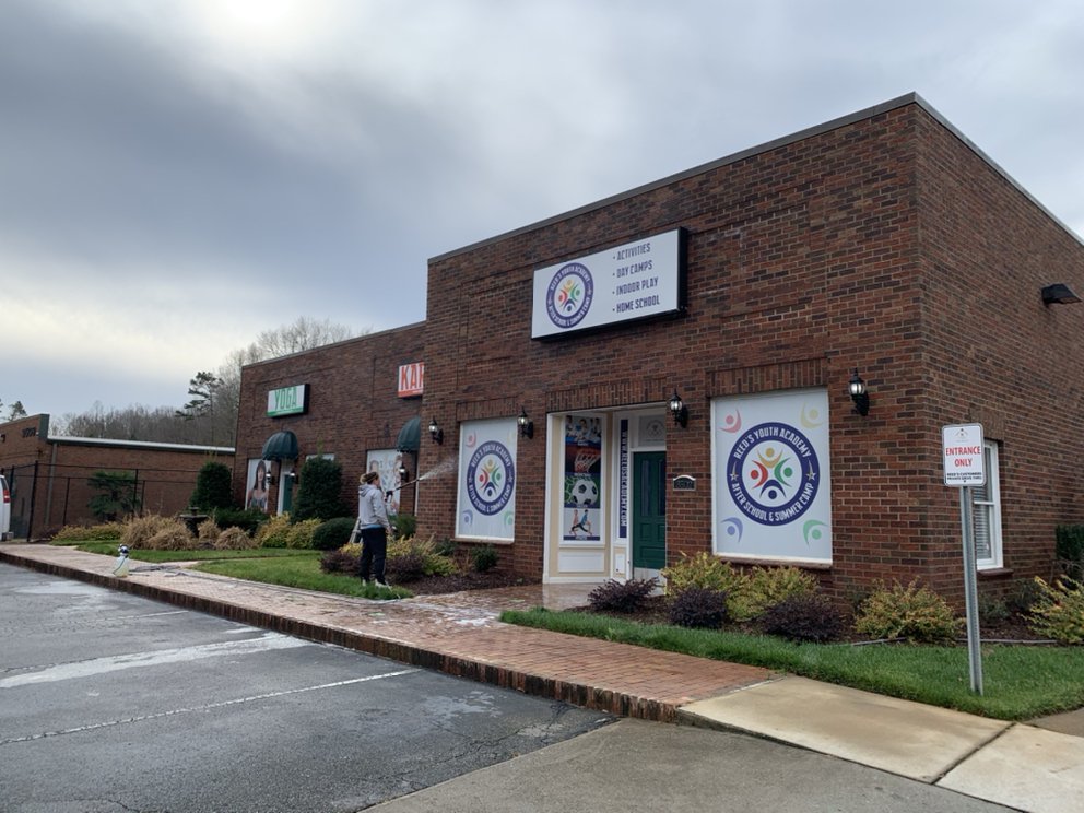 Gibson's Pressure Washing