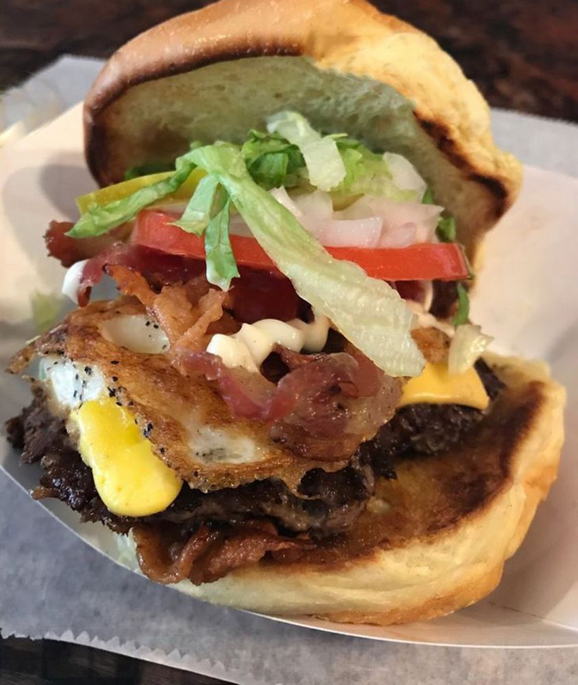 12 Essential South Florida Late Night Eats There Are Few Things More Crave Worthy Than A Late Night Burger Luckily Those Cravings Can Be Cured Until The Wee Hours Of Morning Thanks To