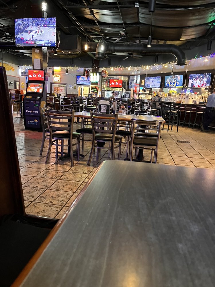 Angus Grill Jarvis St.