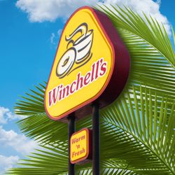 Best Restaurants Open Late Past Midnight In Los Angeles Ca Last 24 Winchell S Donuts