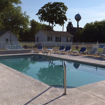 Blue Spruce Motel Hotels 8527 Lake St Port Austin Mi Phone Photo Of Blue Spruce Motel Port Austin Mi United States Nice Pool