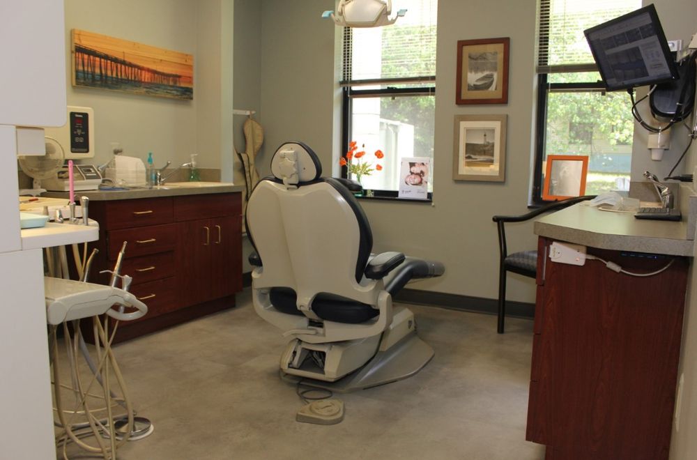 image of business Adam Fienman, DDS