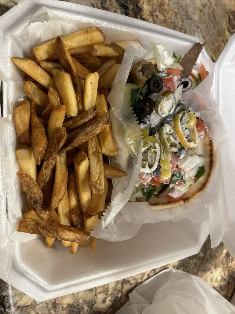 Sam's Gyros