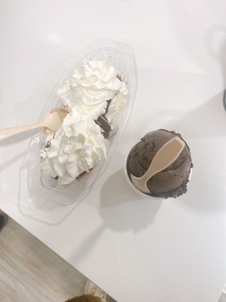 Sweet Cone Alabama Ice Cream