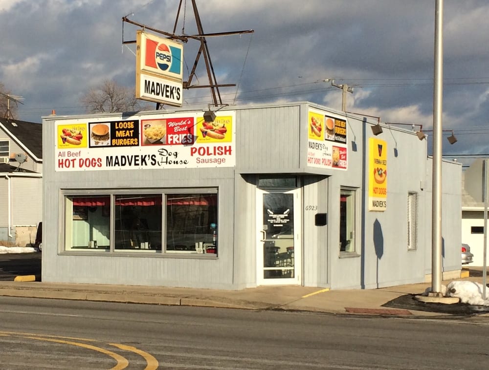 Madvek’s Doghouse 20 Reviews Burgers 6923 Calumet Ave, Hammond