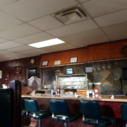 Left Fork Grill 141 Photos 216 Reviews Diners 68 W 3900th S Photo Of Left Fork Grill Murray Ut United States Fun Outdated Bar