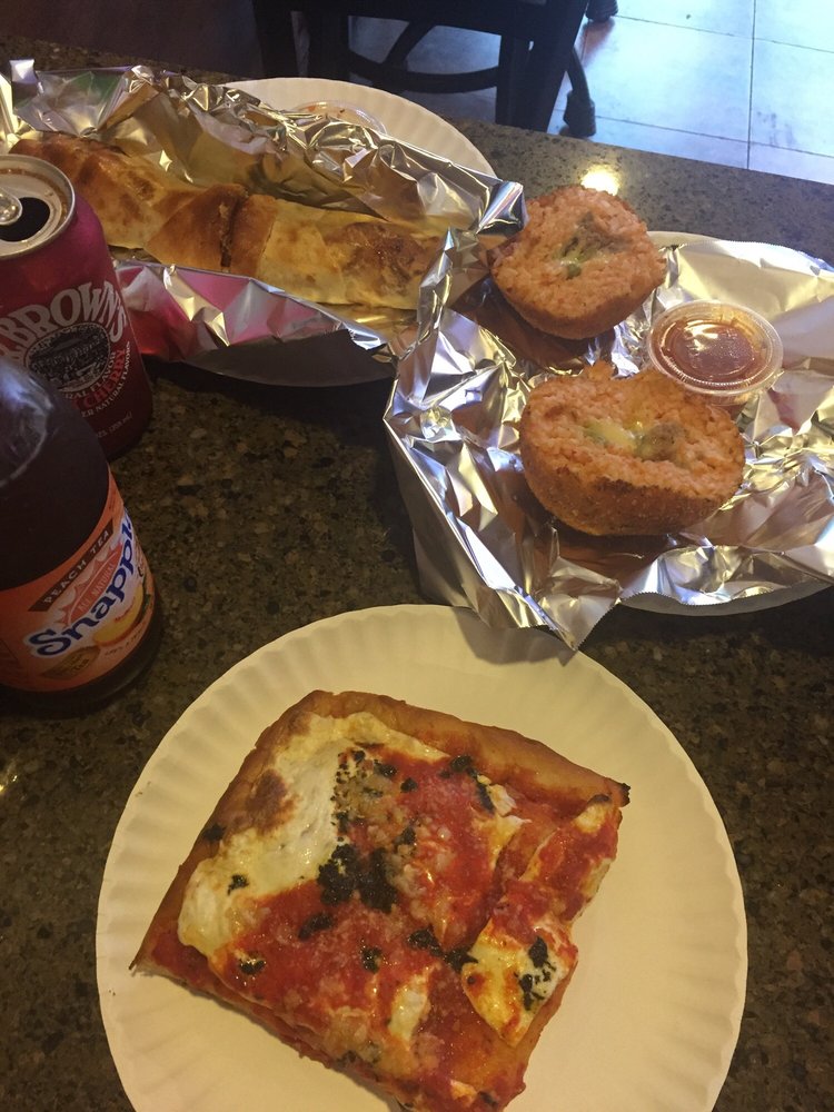 Pizza Emporium 14 Photos & 26 Reviews Pizza 3424 Ave S, Marine Park, Brooklyn, NY