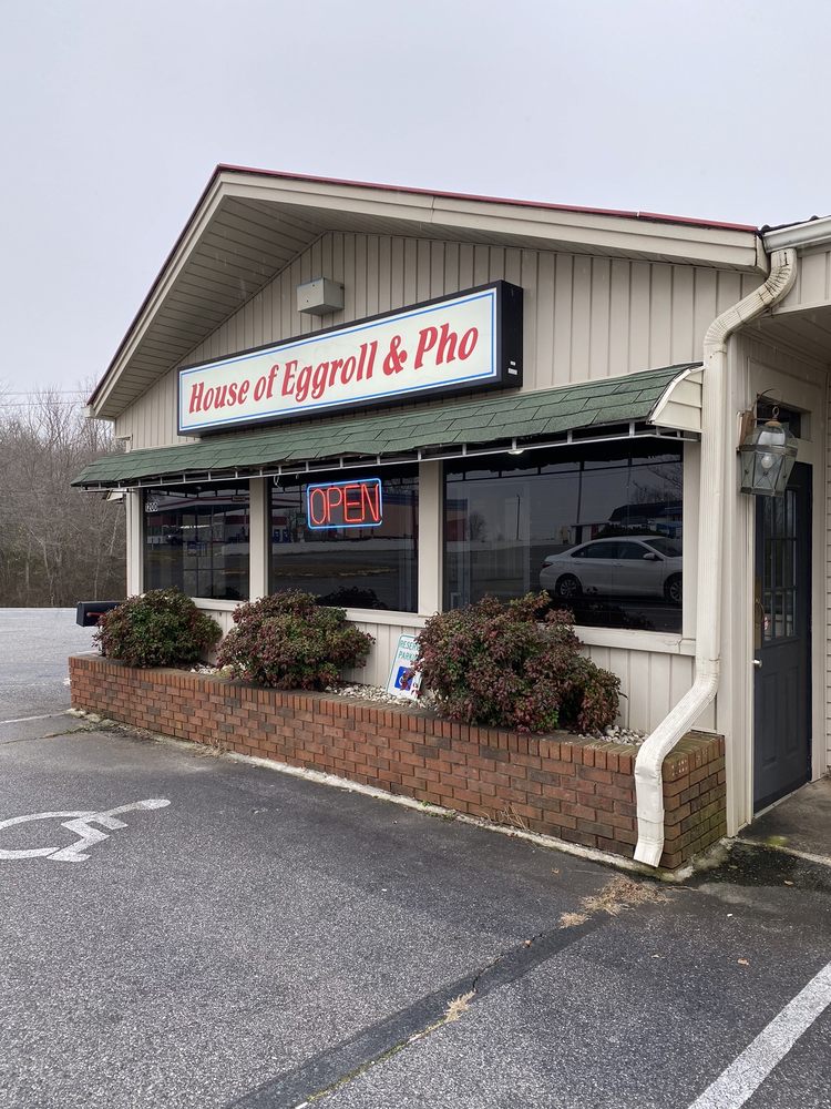 House of Eggroll & Pho