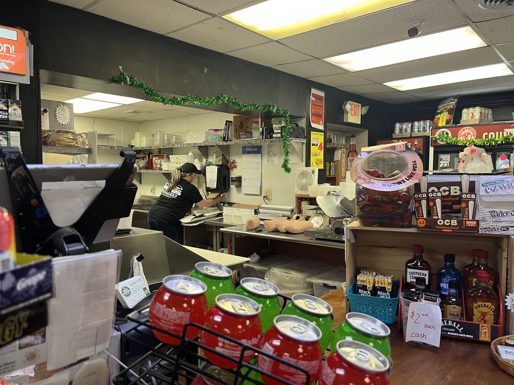 Mueller's General Store & Kitchen