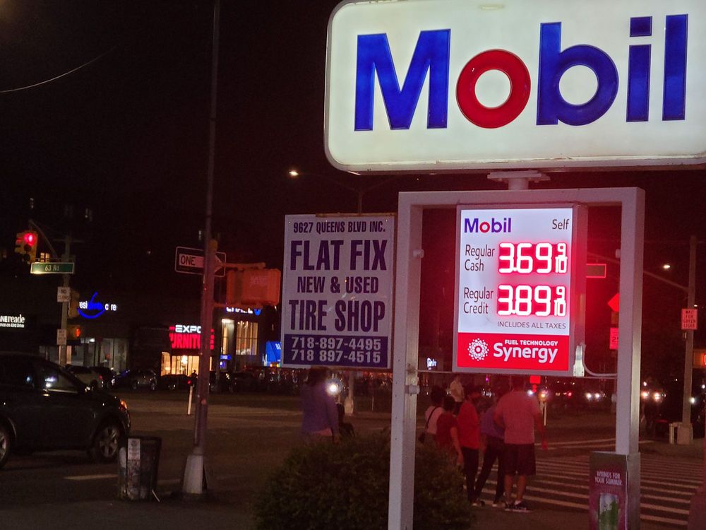 Mobile QB 63 Service Station