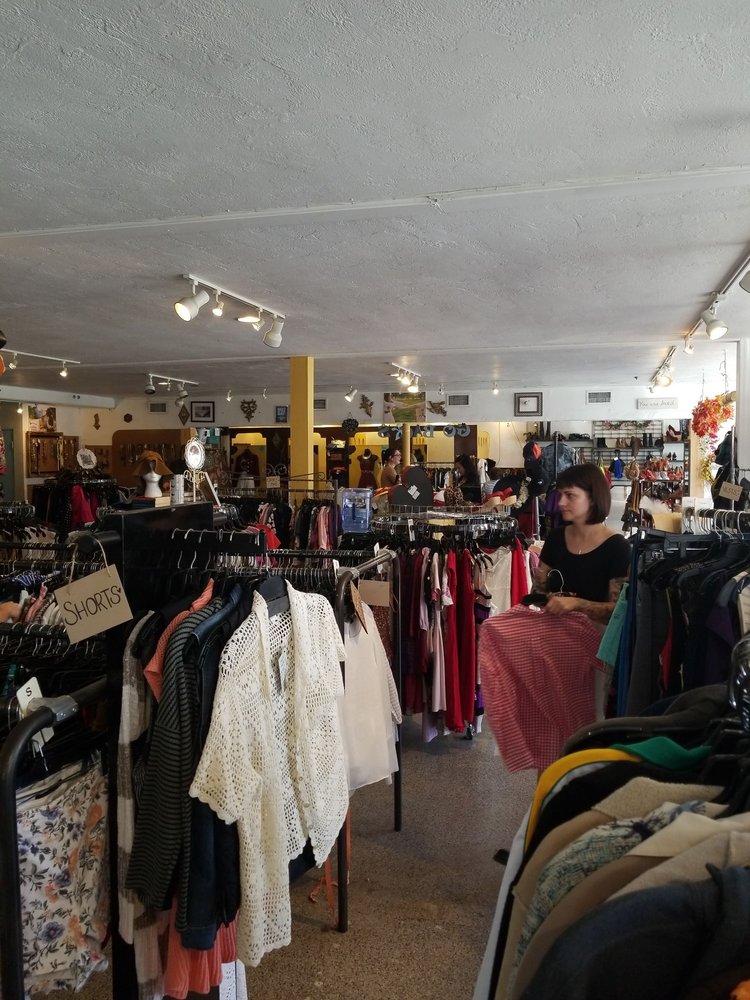 revolve clothing outlet