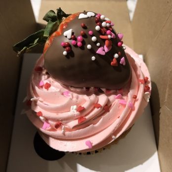 Fresh Birthday Cakes Guildford Fresh Birthday Cakes Guildford