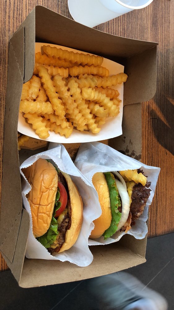 Shake Shack Green Hills