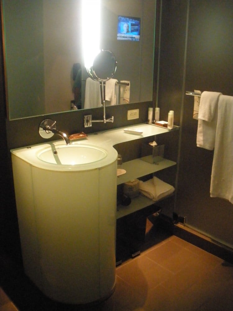 Mgm West Wing Bathroom Sink W Tv Embedded In Mirror Yelp 3906 Photos For Mgm Grand Hotel