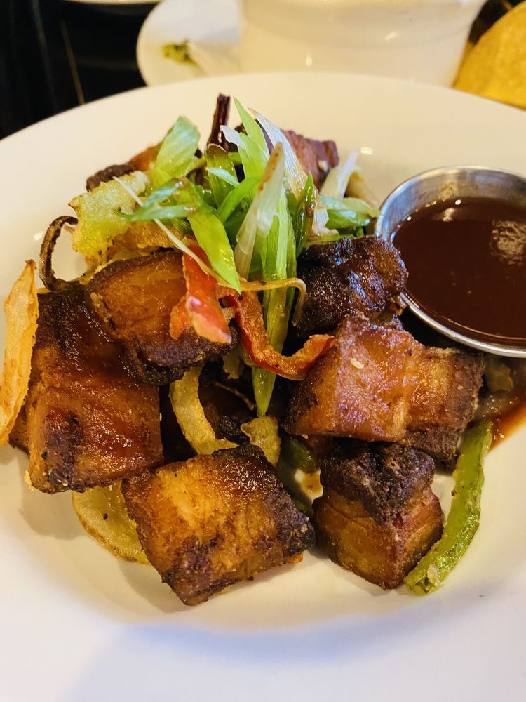 The Station Pub + Grill