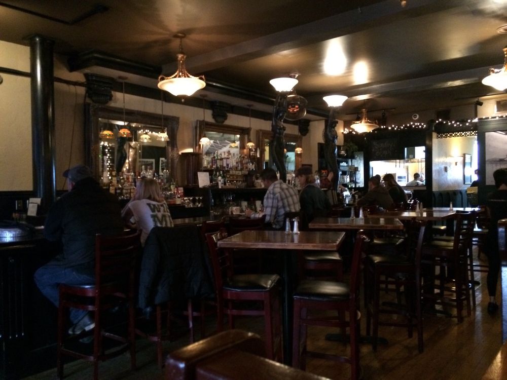 The Publik House 60 Photos & 82 Reviews Gastropubs 4614 N Prospect Rd, Peoria Heights, IL