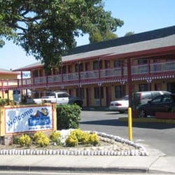 Travelodge Turlock 80 Photos 63 Reviews Hotels 201 W Photo Of Travelodge Turlock Ca United States