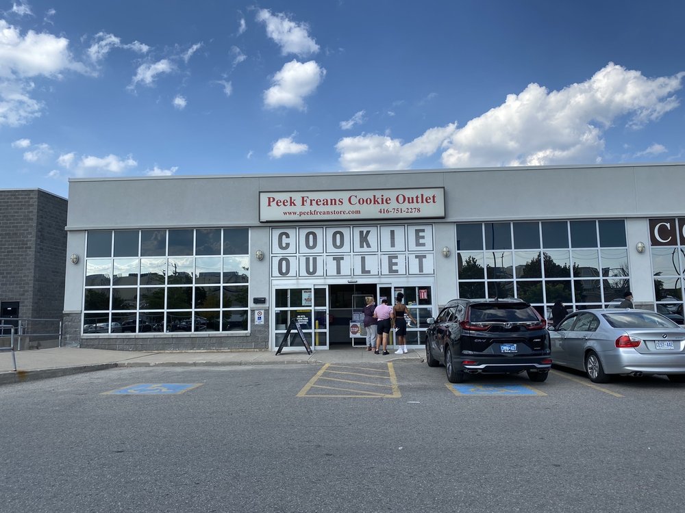 Peek Freans Outlet Store