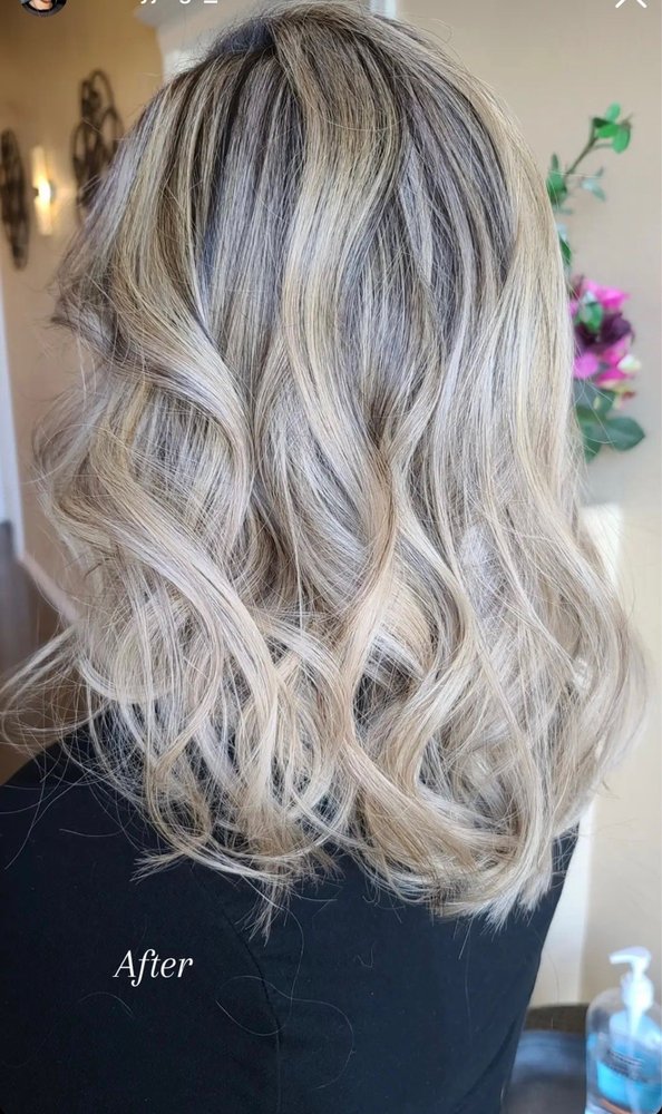 DiClemente Salon