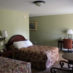 Heidi S Inn 26 Photos 23 Reviews Hotels 1270 Rt 22 Brewster Photo Of Heidi S Inn Brewster Ny United States