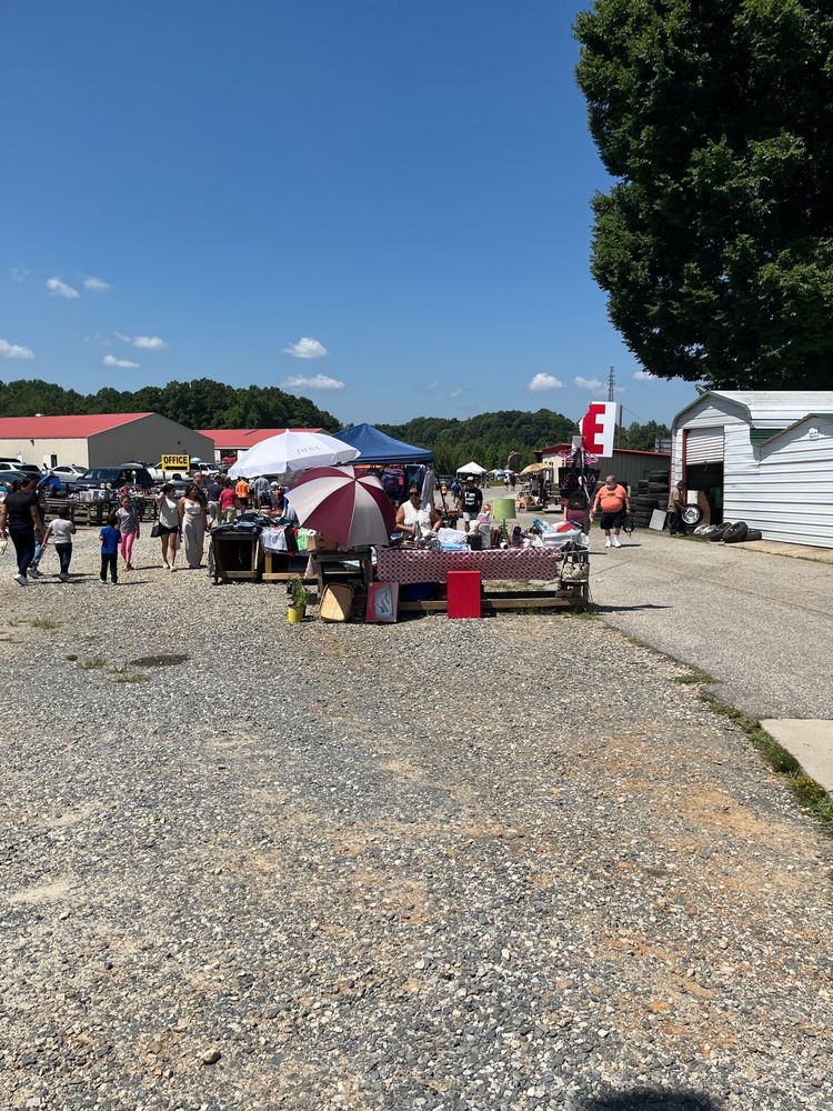 Webb Road Flea Market