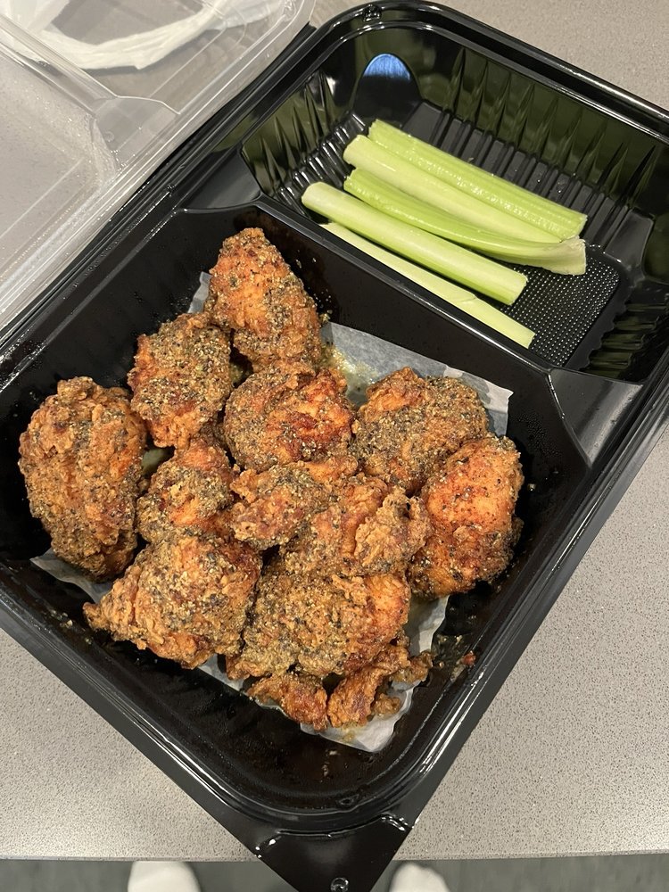 Hurricane Grill & Wings