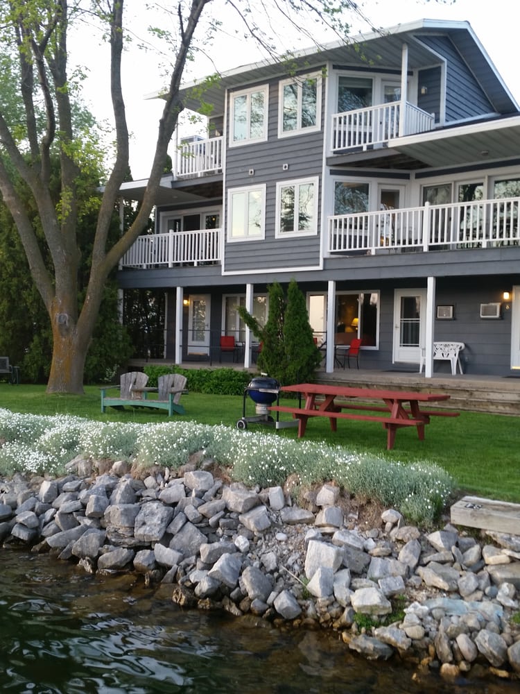 Snug Harbor Inn Cottages and Marina 13 Photos Boating 1627